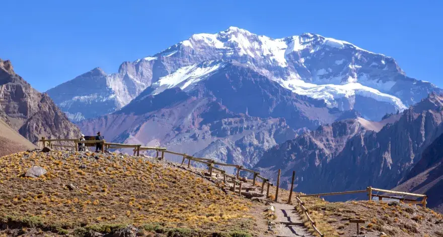 Aconcagua - Jak wybrać szlak i przygotować się do trekkingu?