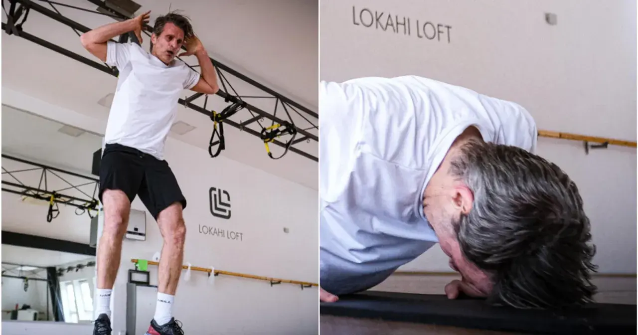 Mężczyzna wykonuje ćwiczenie burpee. Pokazuje to, jak wygląda burpee, od pozycji stojącej do podporu przodem.