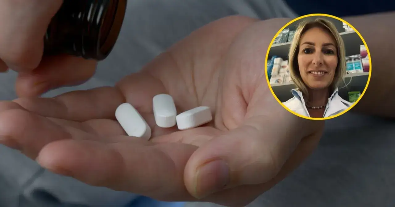 Farmaceutka wyjaśnia, z czym nie łączyć magnezu, pokazując tabletki na dłoni.